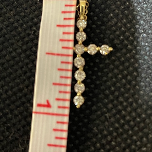 0.50 CT. T.W. Multi-Diamond Bubble Cross Pendant in 18K Yellow Gold - Picture 9 of 9